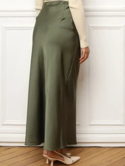 Discount La Modeuse Jupe satinée longue et droite Kaki