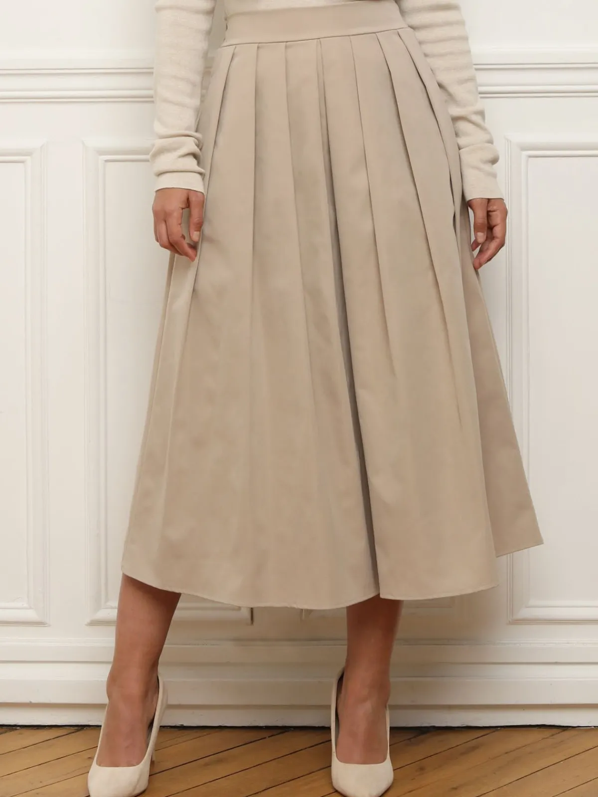 Sale La Modeuse Jupe évasée et plissée Beige