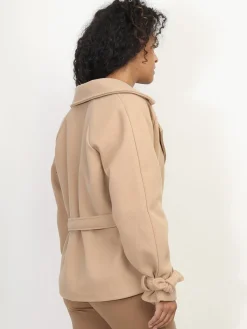 Sale La Modeuse Manteau court à nouer Camel