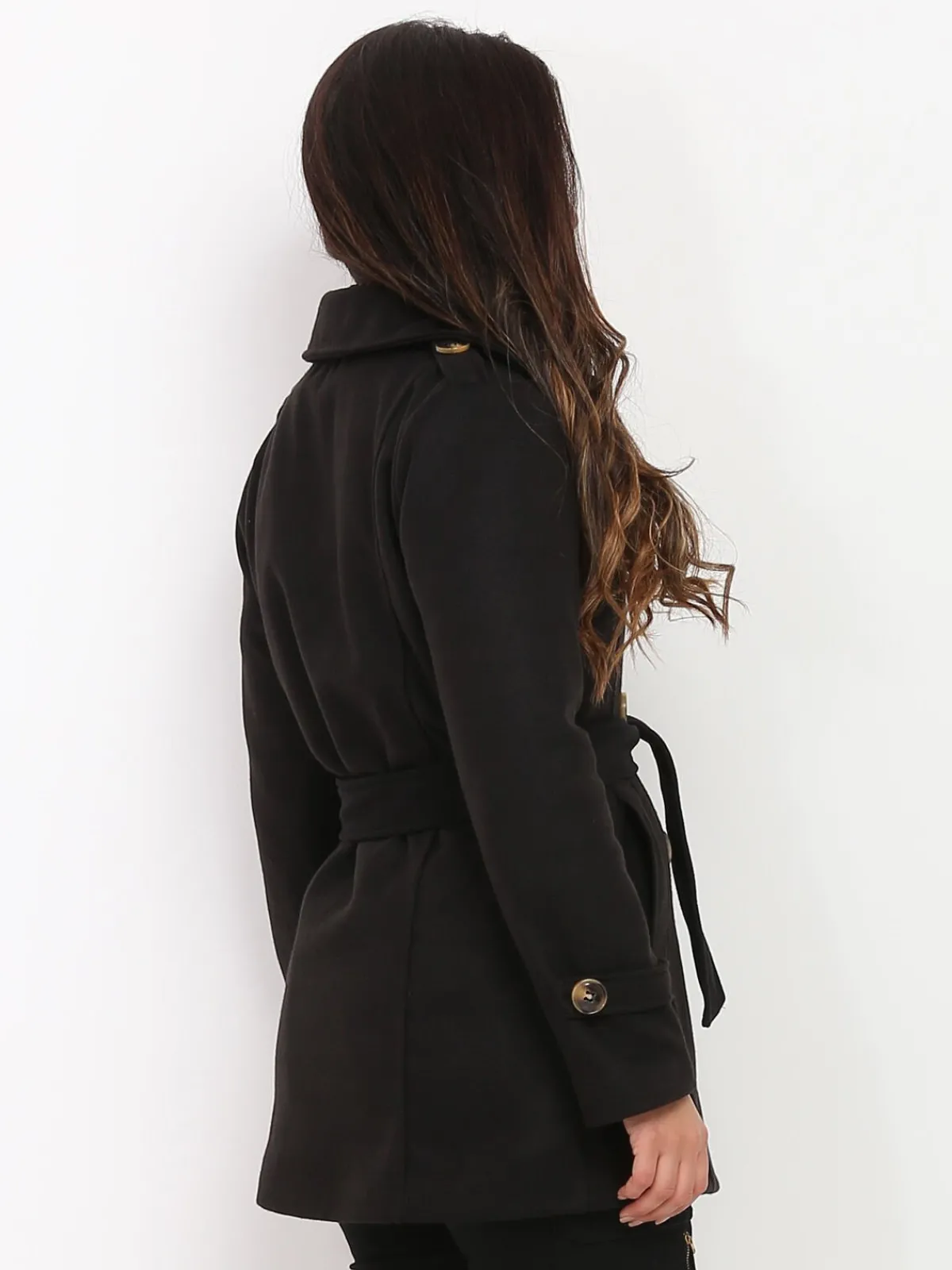 Hot La Modeuse Manteau court ceinturé Noir