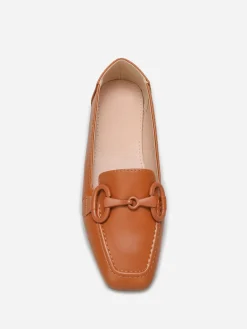 Best La Modeuse Mocassins  à bride métallique et surpiqûres Camel