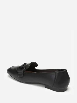 Online La Modeuse Mocassins  à bride métallique et surpiqûres Noir