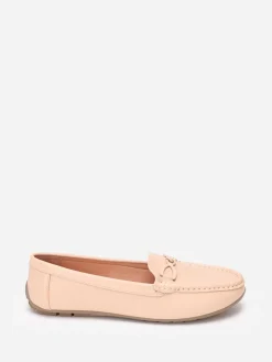 New La Modeuse Mocassins  à bride métallique et surpiqûres Beige