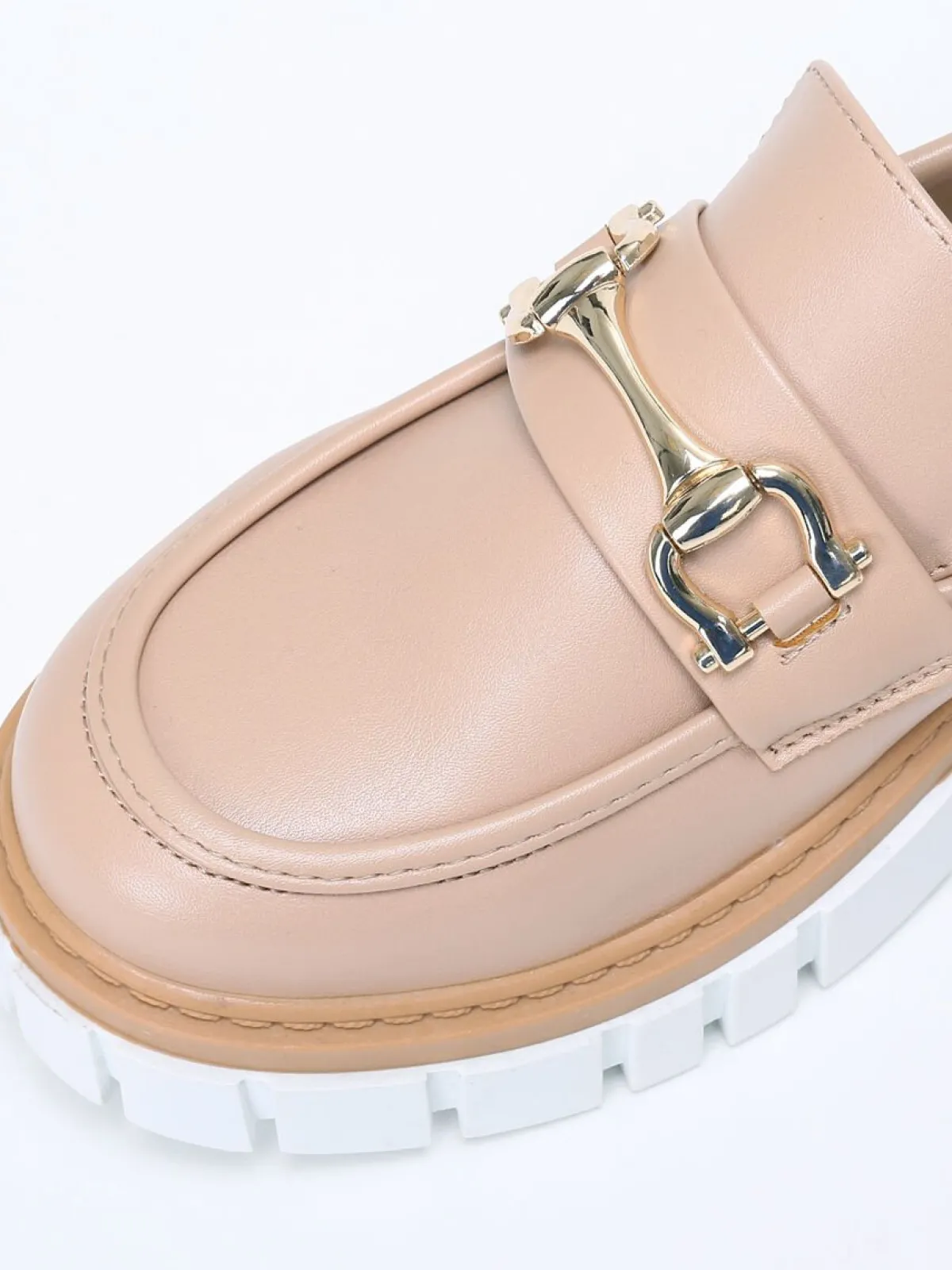Discount La Modeuse Mocassins à semelle crantée bicolore Taupe