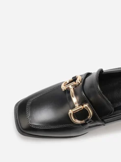 Sale La Modeuse Mocassins à talon avec bout carré et mors doré Noir