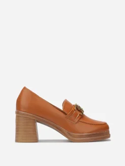 New La Modeuse Mocassins à talon et boucle dorée Camel