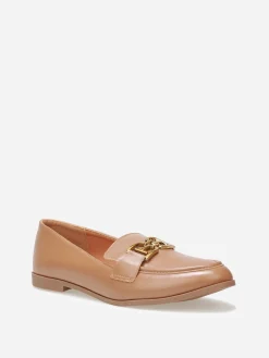 Outlet La Modeuse Mocassins classiques à boucle dorée Camel