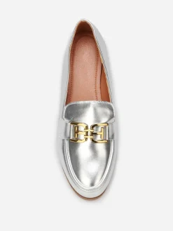 La Modeuse Mocassins classiques à boucle dorée Argenté