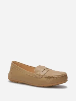 Online La Modeuse Mocassins classiques en simili Taupe