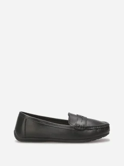 Discount La Modeuse Mocassins classiques en simili Noir