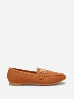 Discount La Modeuse Mocassins en suédine à boucle en strass Camel