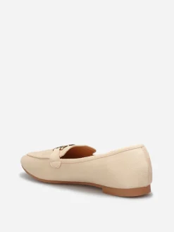 Sale La Modeuse Mocassins en suédine à boucle en strass Beige