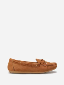 La Modeuse Mocassins en suédine à n艙ud Camel