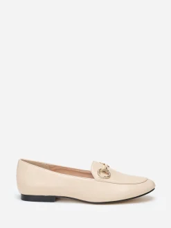 Hot La Modeuse Mocassins plats à bride métallique Beige