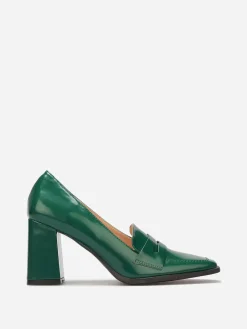 Hot La Modeuse Mocassins vernis à talon et surpiqûres Vertfoncé