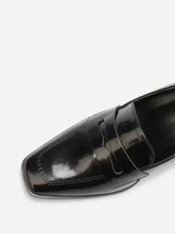 Best La Modeuse Mocassins vernis à talon et surpiqûres Noir