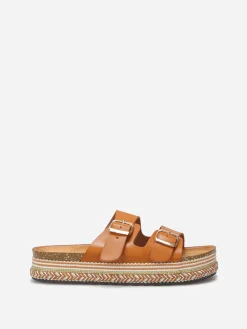 Sale La Modeuse Mules à boucles et plateforme ethnique Camel