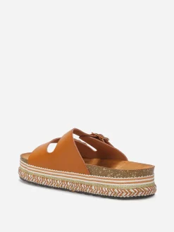 Sale La Modeuse Mules à boucles et plateforme ethnique Camel