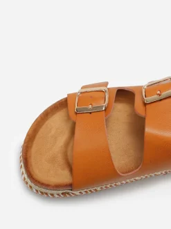 Sale La Modeuse Mules à boucles et plateforme ethnique Camel