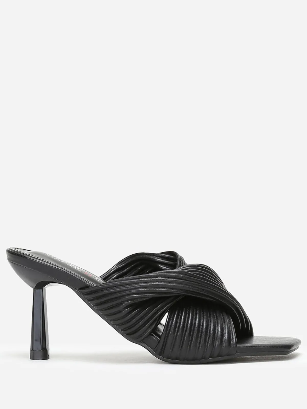 Sale La Modeuse Mules à brides croisées et matelassées Noir