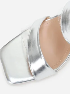 Clearance La Modeuse Mules à brides  et transparentes grandes tailles Argenté