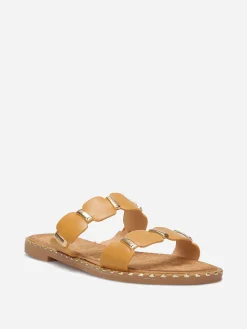 Online La Modeuse Mules à brides festonnées et détails dorés Camel