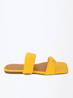 La Modeuse Mules  à double brides Jaune