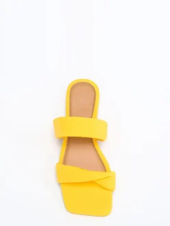 La Modeuse Mules  à double brides Jaune