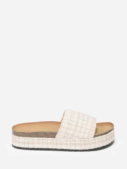 New La Modeuse Mules à plateforme en tweed pailleté Beige