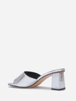 Hot La Modeuse Mules à talon carré Argenté