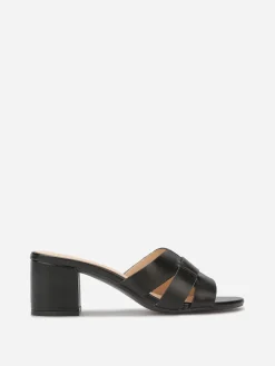 Sale La Modeuse Mules à talon et brides entrecroisées Noir
