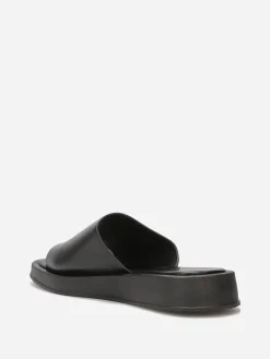 Discount La Modeuse Mules avec entre-doigts et plateforme Noir