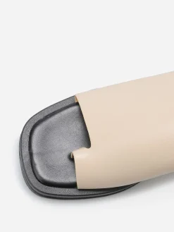 Hot La Modeuse Mules avec entre-doigts et plateforme Beige