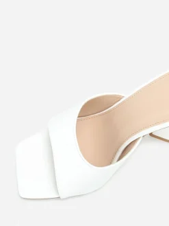 New La Modeuse Mules en simili à large talon triangle Blanc