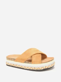 Clearance La Modeuse Mules  en suédine à plateforme fantaisie Camel