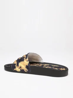 New La Modeuse Mules  matelassées à imprimé baroque Noir