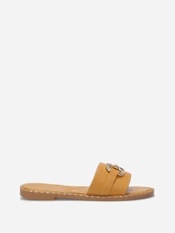 Discount La Modeuse Mules plates à boucle et clous dorés Camel
