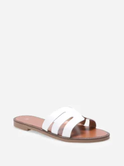Clearance La Modeuse Mules plates à bride ajourée et clous Blanc