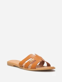 Outlet La Modeuse Mules plates en simili à détail métallique Camel