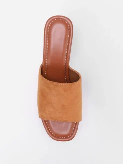 Clearance La Modeuse Mules sabots cloutées en suédine Camel