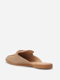 Hot La Modeuse Mules style mocassin et mors doré Taupe