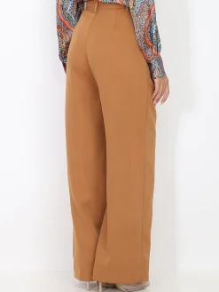 La Modeuse Pantalon classique ample et droit Camel
