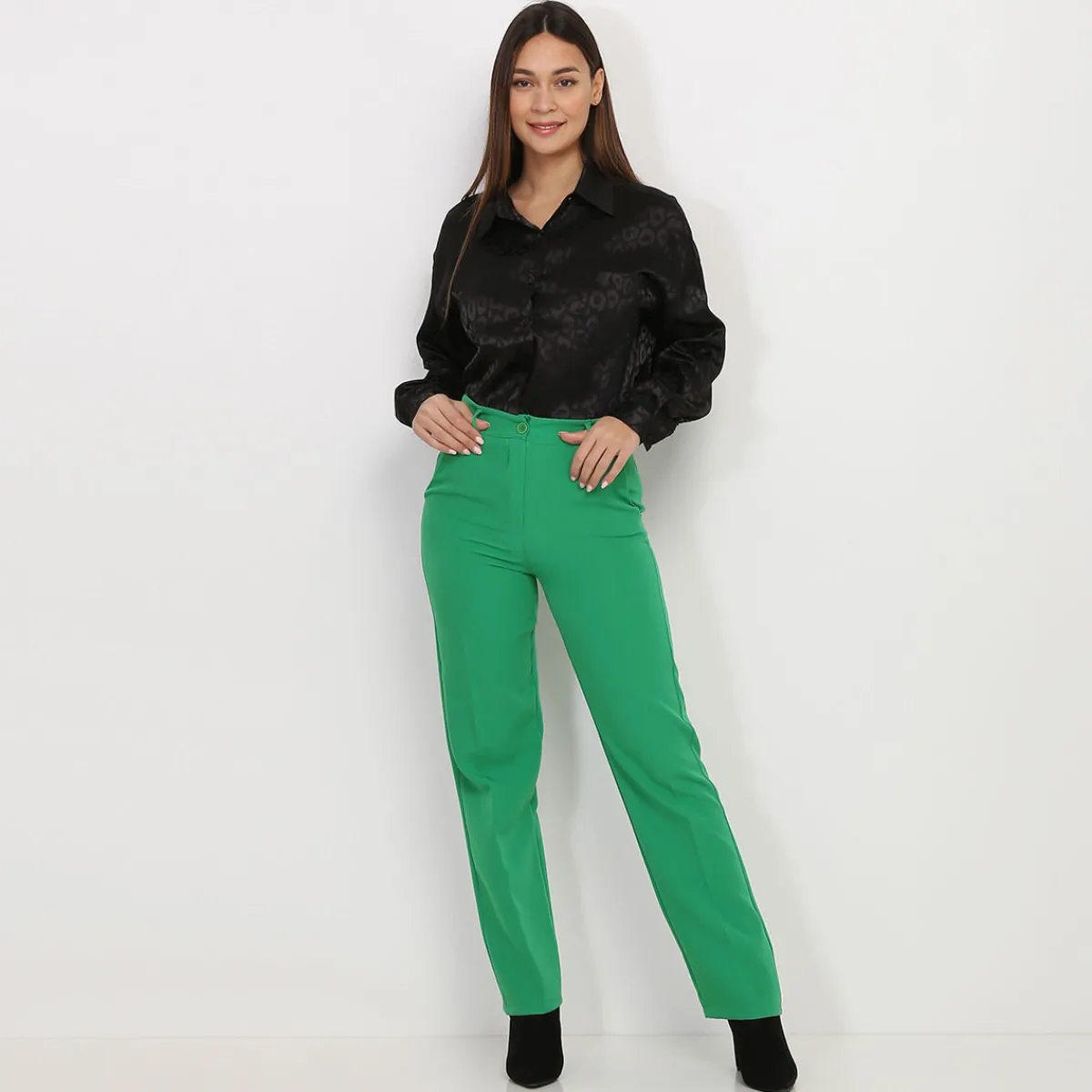 Discount La Modeuse Pantalon classique droit Vert