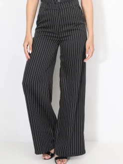 Outlet La Modeuse Pantalon de costume à fines rayures Noir