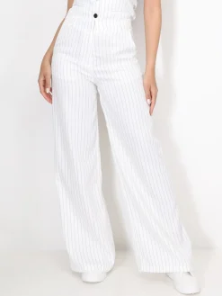 Outlet La Modeuse Pantalon de costume à fines rayures Blanc