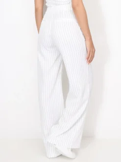 Outlet La Modeuse Pantalon de costume à fines rayures Blanc