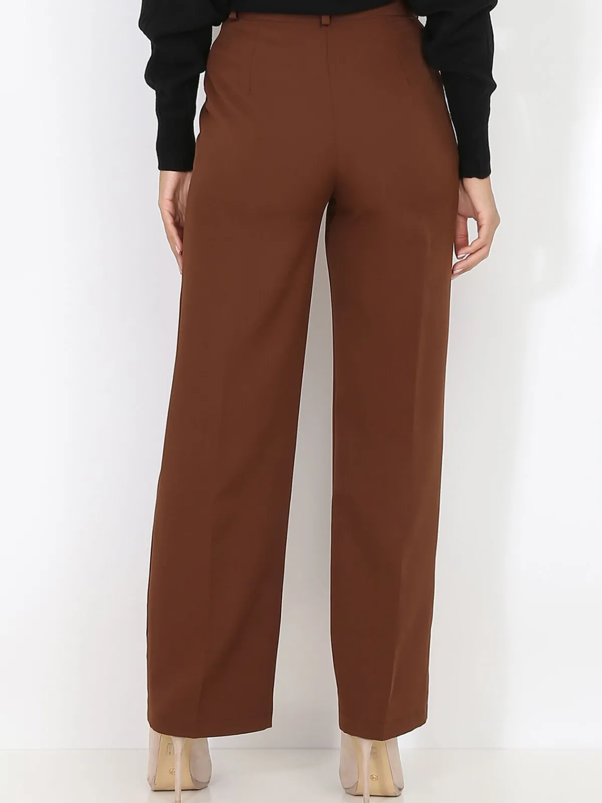 La Modeuse Pantalon de costume large à plis Marron