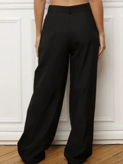 New La Modeuse Pantalon droit à double poches plaquées Noir