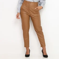 Online La Modeuse Pantalon droit à pinces en simili Camel