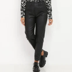 Discount La Modeuse Pantalon droit enduit taille haute Noir